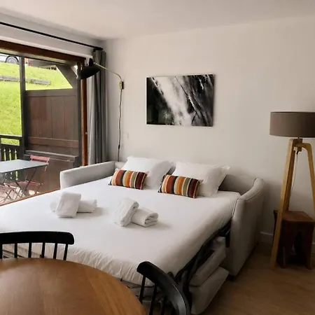 Appartement For 4 People Balcony Parking Close