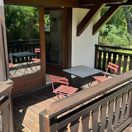 For 4 People Balcony Parking Close Апартаменти Межев