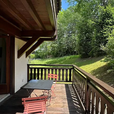 For 4 People Balcony Parking Close *